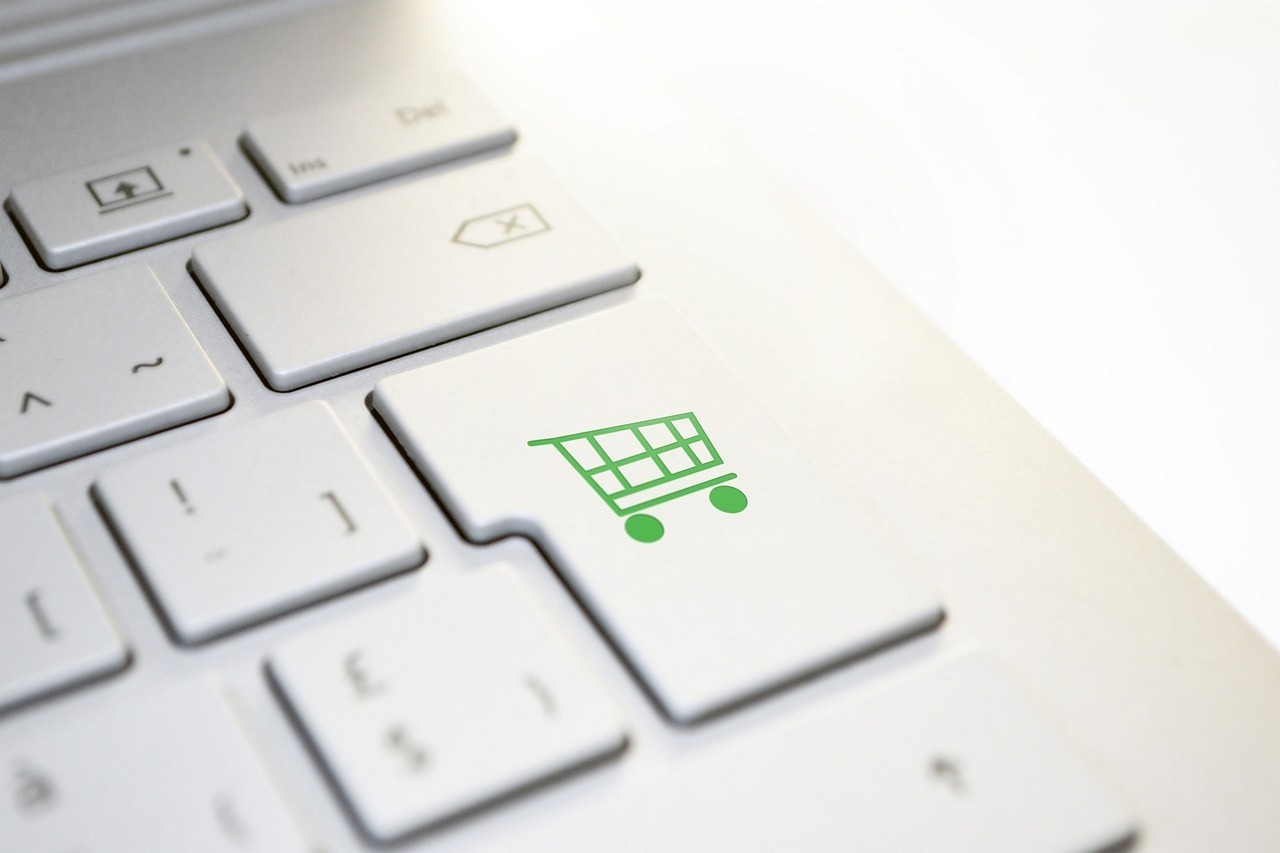 Obsługa logistyczna E-commerce – co warto o niej wiedzieć?